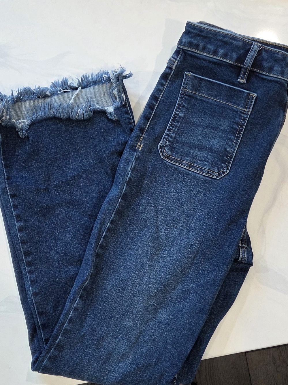 Frayed Hem Ankle Jeans in Dark Blue - Women's Stretch Denim